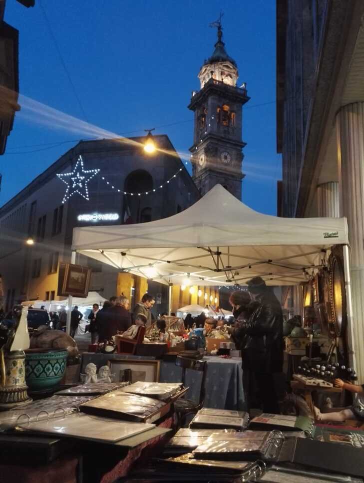 Antico Mercato Bosino — mercatino a Varese (Lombardia) - foto 2