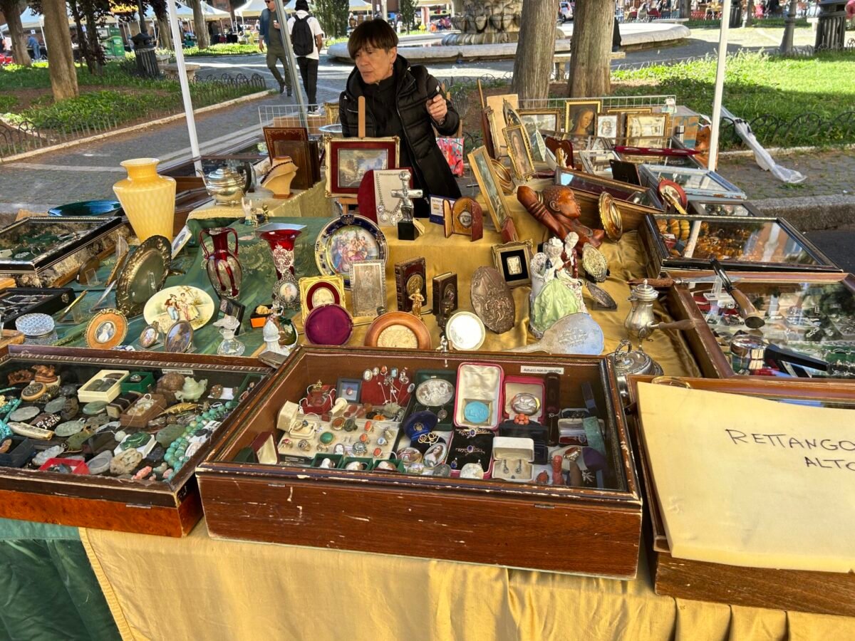 Mercatino dell’Antiquariato di Piazza dei Quiriti
