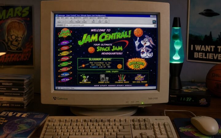 Space Jam, il sito del 1996 è ancora online: un incredibile viaggio nell’Internet degli anni ’90